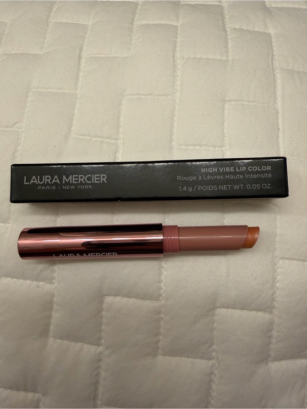 Laura Mercier High Vibe Lip Color — Nude Peach 120 JOY NIB